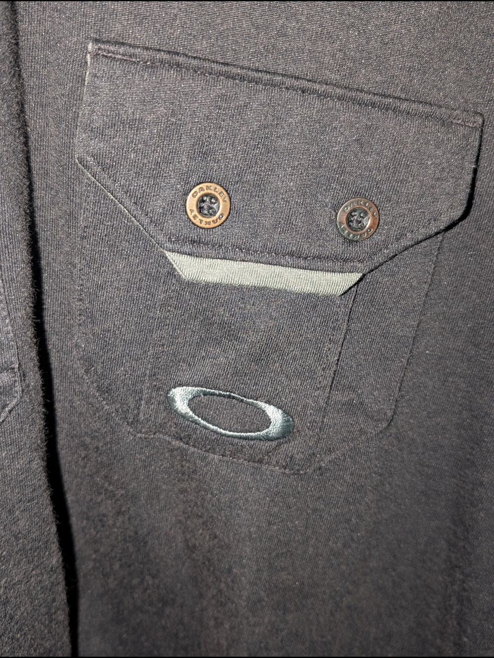 Oakley Black Men's Polo Shirt with Chest Pocket Detail - Picture 2 of 4